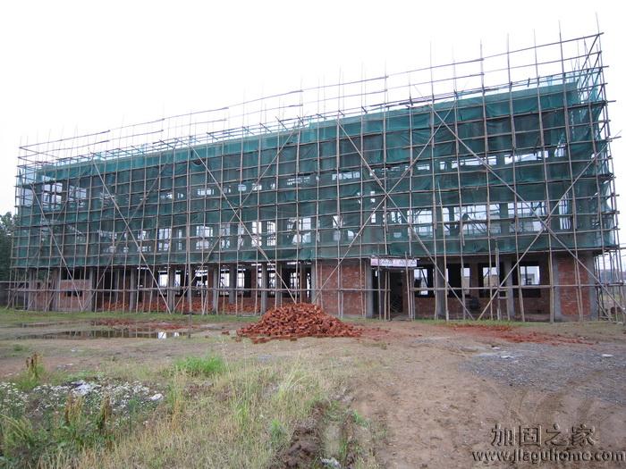臨近開學(xué)，多所學(xué)校加固改造工程已完工