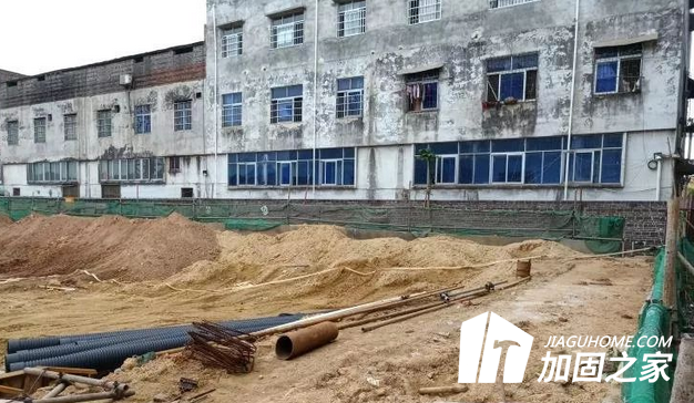 周邊施工導(dǎo)致樓房墻體開(kāi)裂 地基下沉或傾斜該怎么辦？