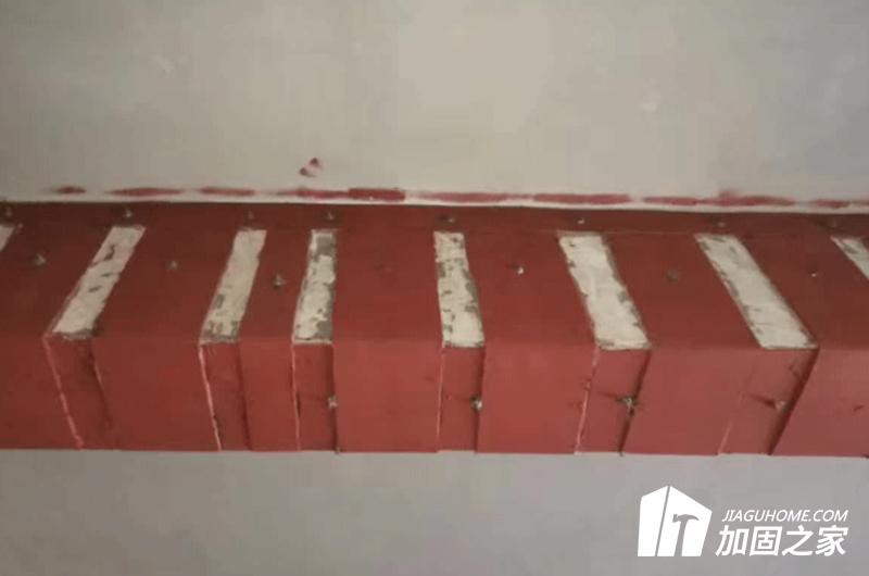 碳板膠和粘鋼膠，有什么區(qū)別?