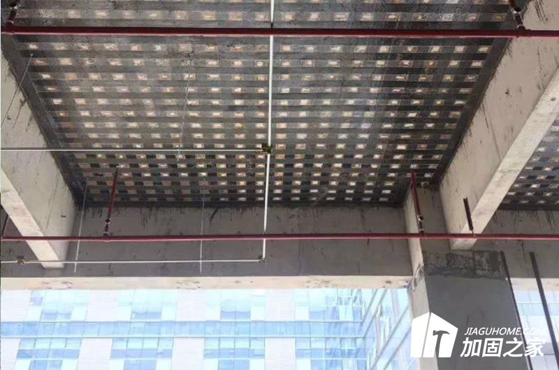 碳纖維加固對癥施工工程質量更優勝